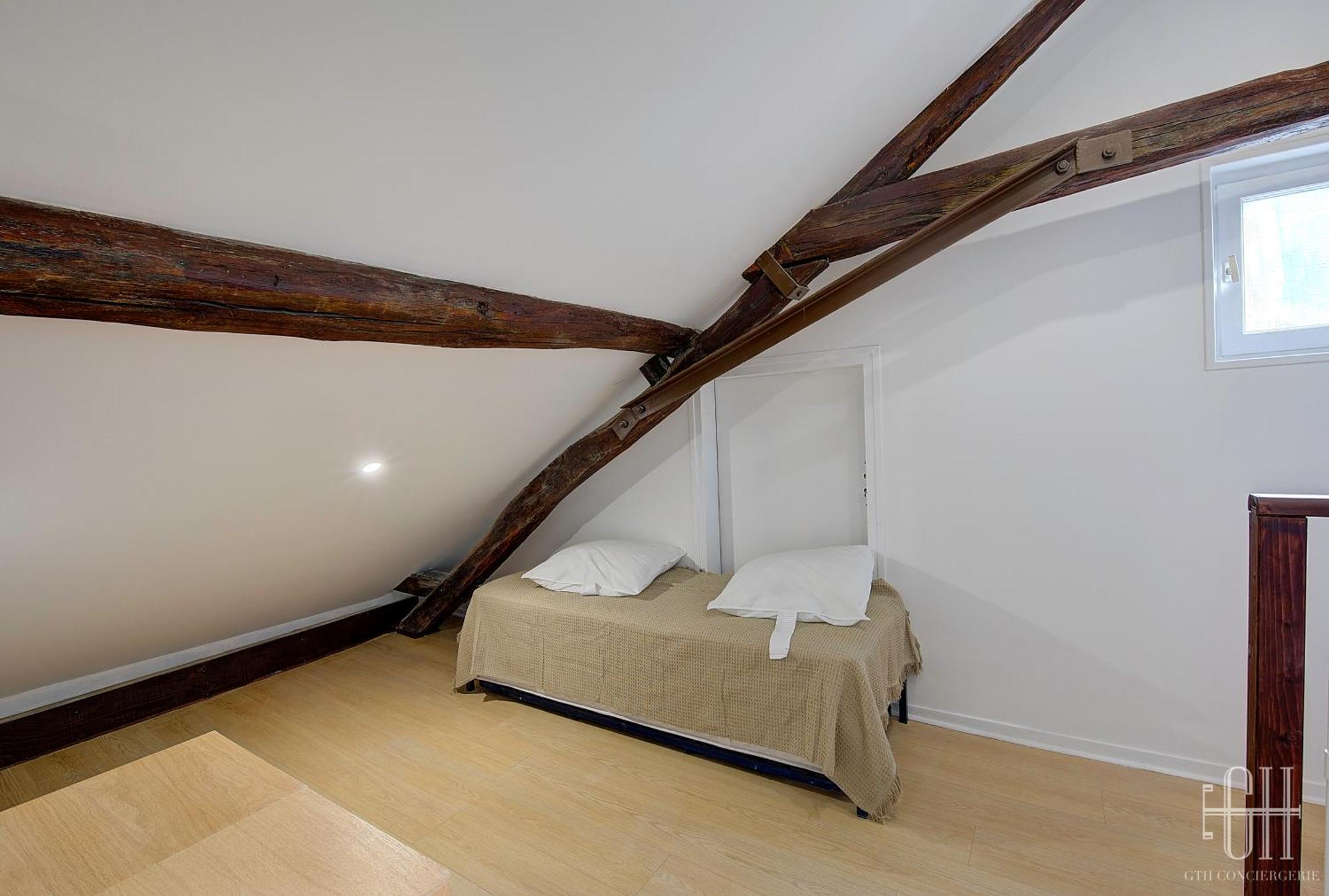 Le Saint Martin / Cathedrale Apartment Tours Bagian luar foto
