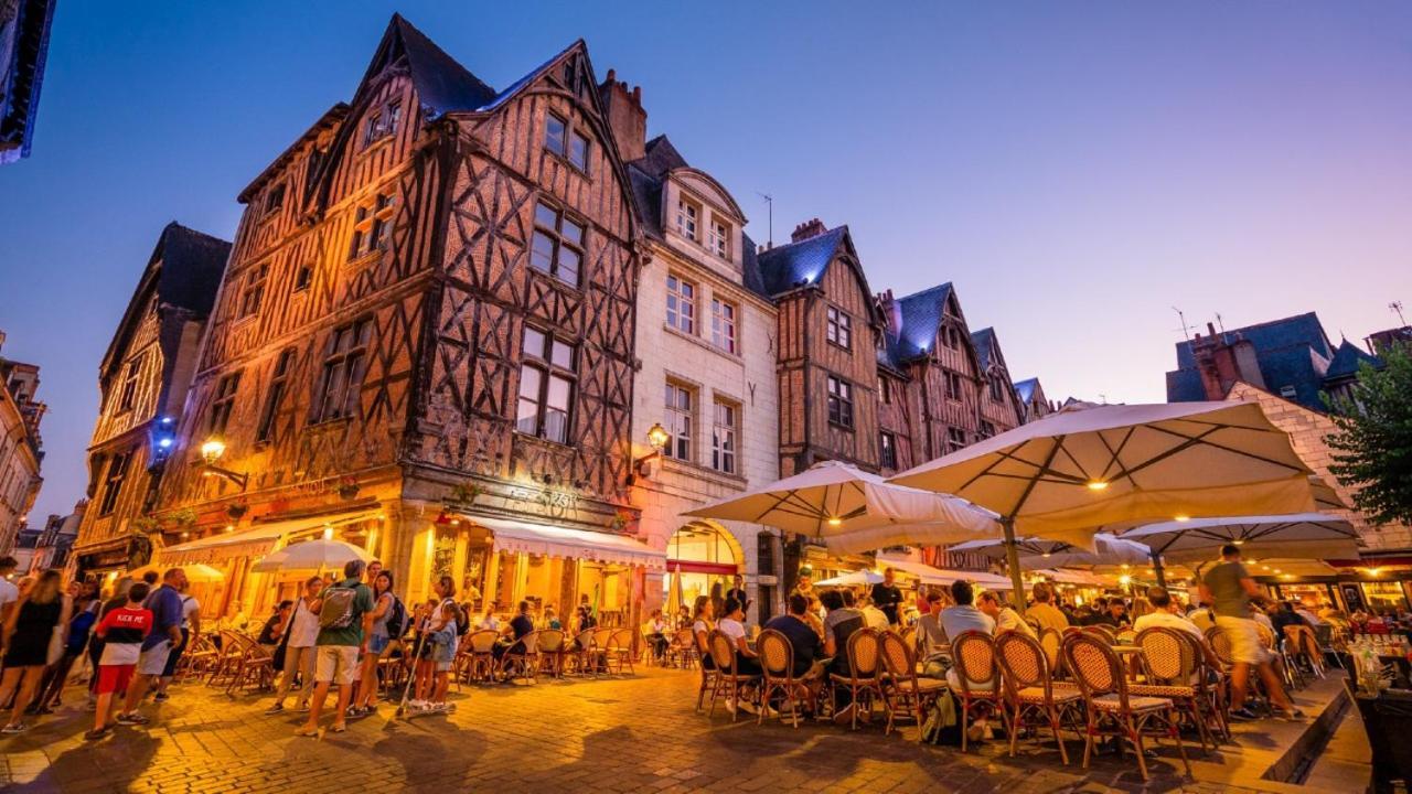 Le Saint Martin / Cathedrale Apartment Tours Bagian luar foto