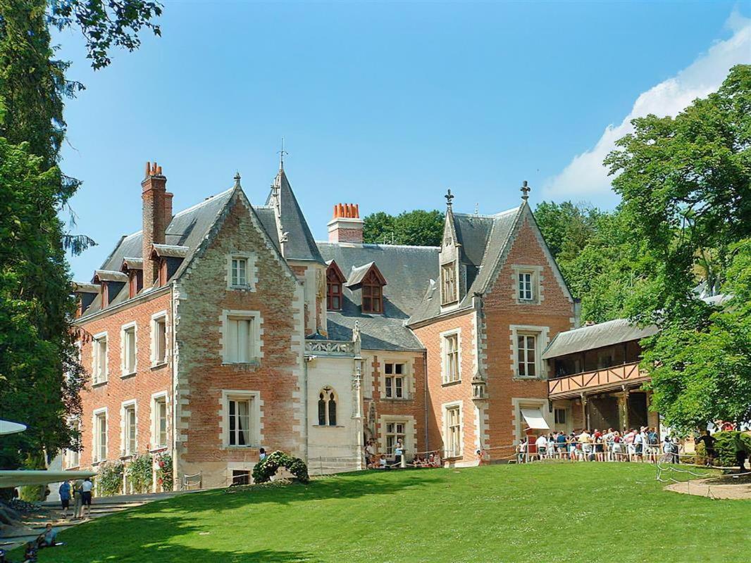 Le Saint Martin / Cathedrale Apartment Tours Bagian luar foto